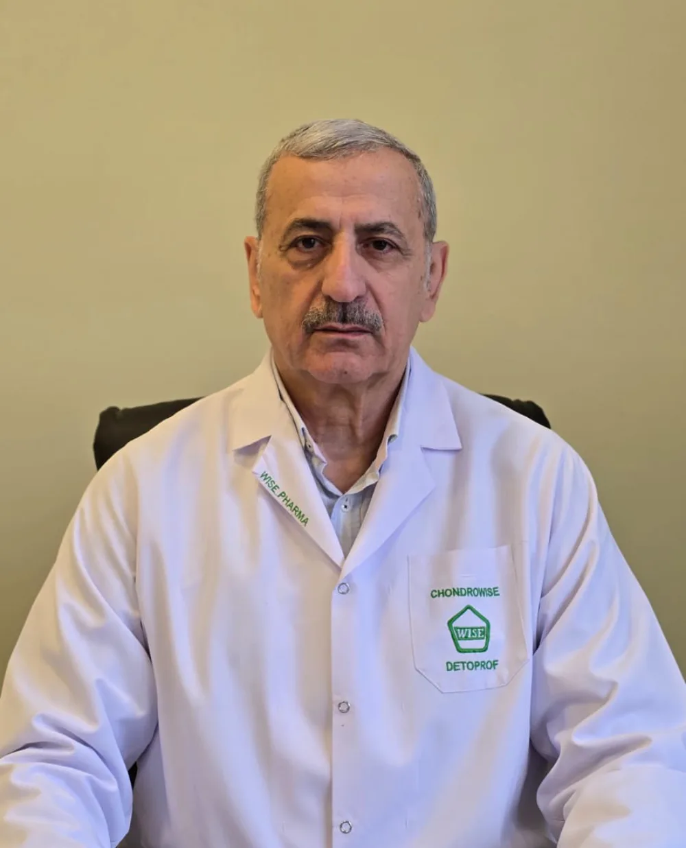 Dermatoloq Azər Yusifov
